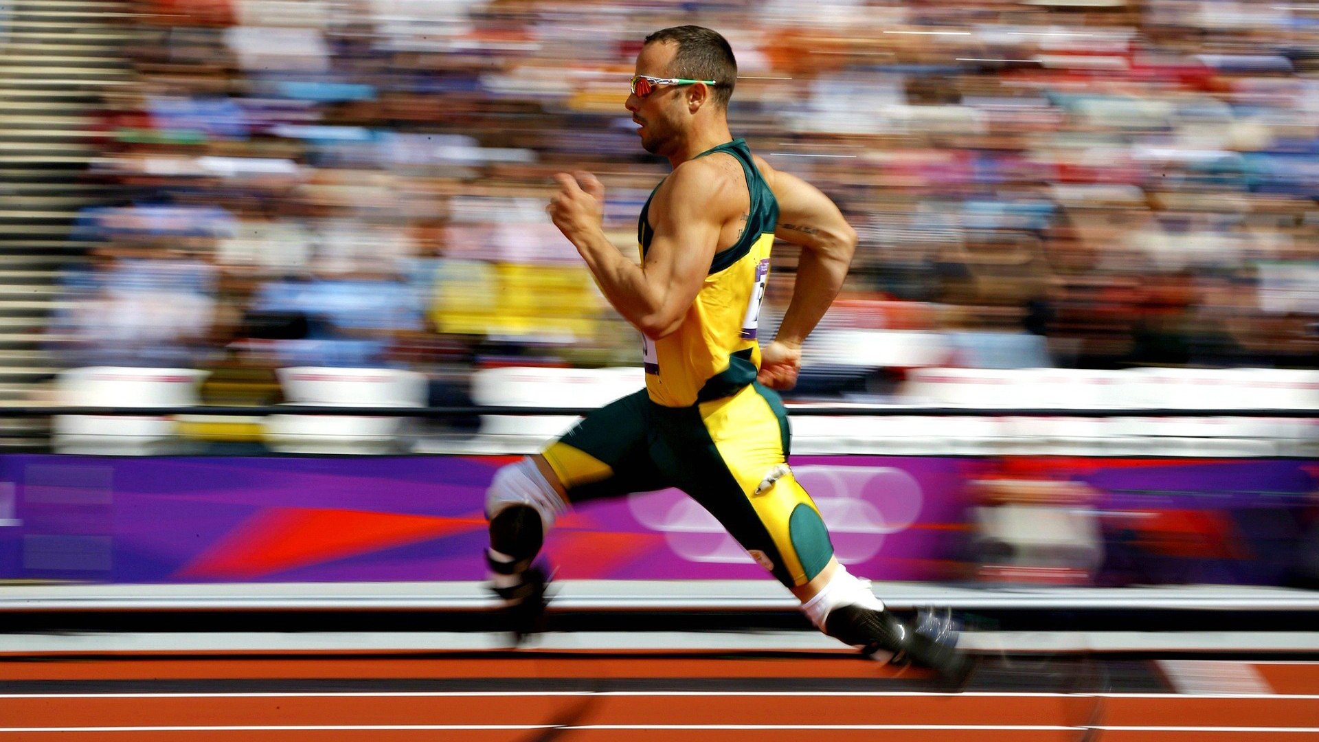 开云体育网页登陆-现场炫技：球员炫酷过人集锦，超帅篮球过人